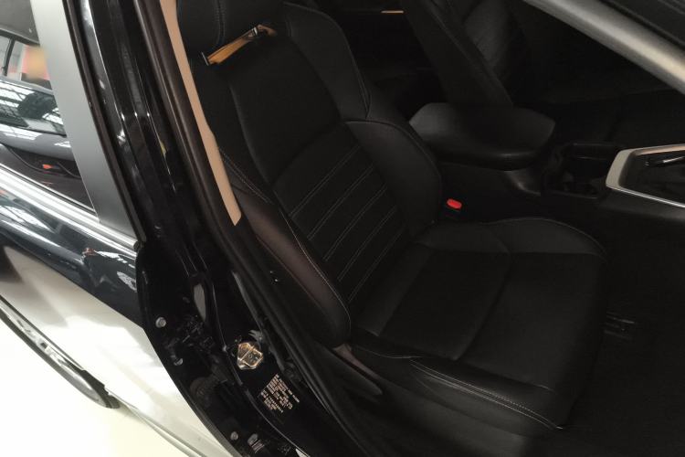 Used Toyota Wildlander 2021 2.0L CVT Two-Wheel Drive Luxury Edition
