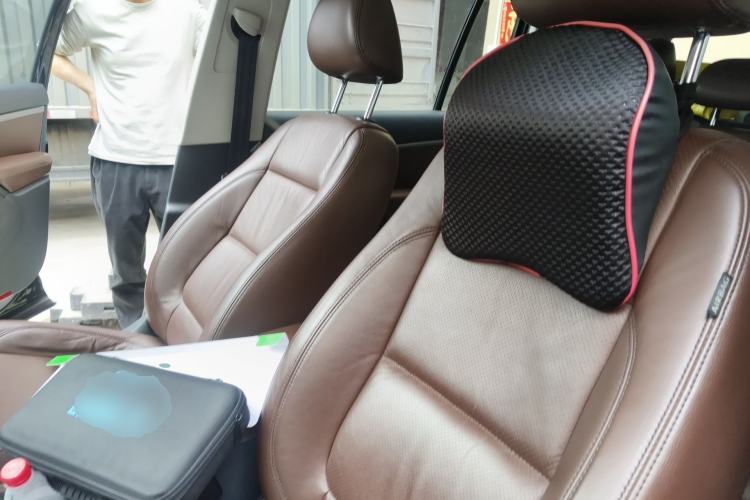 Used Volkswagen Tiguan 2015 1.8TSI Automatic All-Wheel-Drive Luxury Model Left Front Seat