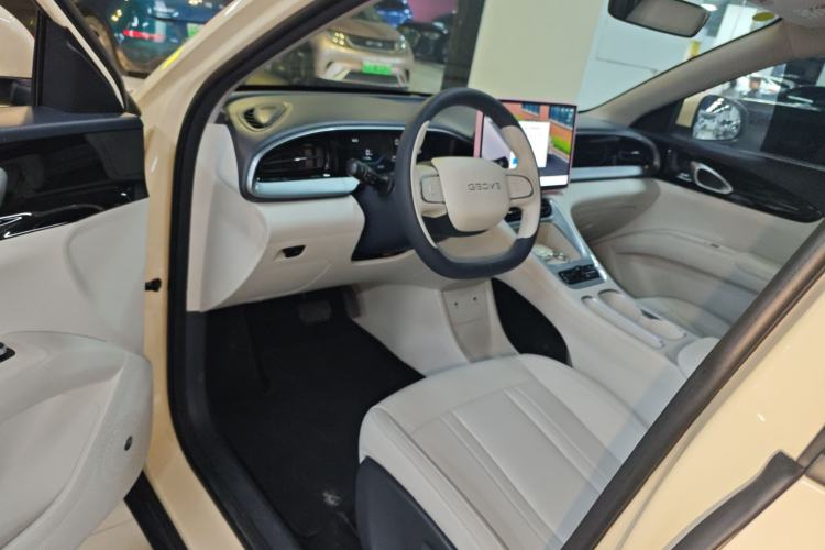 Used Geely Galaxy Geome 2025 310km Dream Edition Driver Seat