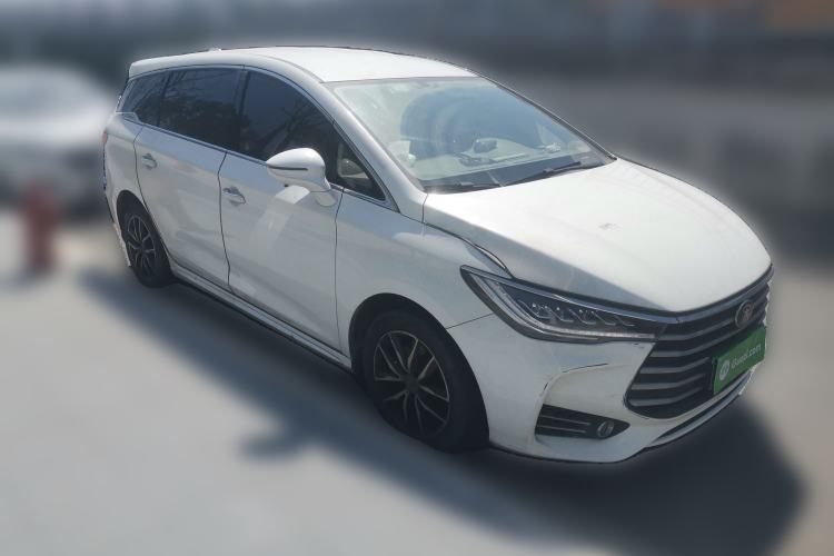 Used BYD Song MAX 2018 1.5T Automatic Smart Connect Luxury 6-Seater
