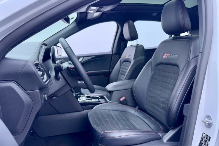 Used Ford Escape 2024 EcoBoost 245 Four-Wheel Drive ST-Line Pro Trim
