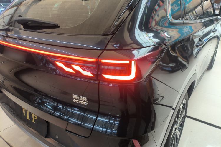 Used Dongfeng Aeolus Huge 2022 Mach Dual-Motor 1.5T MHD Dare-to-Dream Edition
