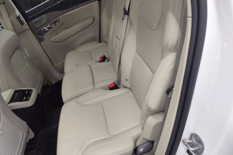 Used Volvo XC90 2024 B6 Zhiya Luxury 7-Seater