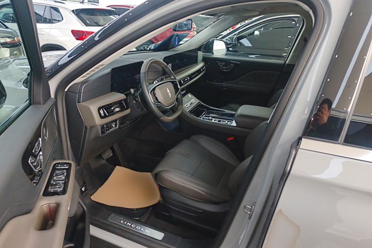 Used Lincoln Aviator 2024 3.0T V6 All-Wheel-Drive Luxury Edition Six Seats
