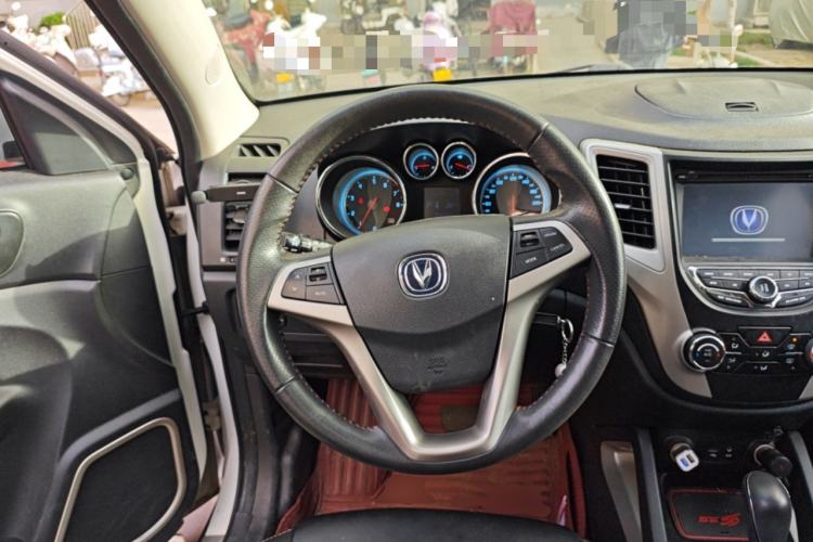 Used CHANGAN CS35 2014 1.6L Automatic Luxury Model China IV Standard Steering Wheel