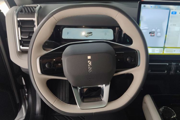 Used iCAR 03 2024 501km Four-wheel Drive Long-range Intelligent Driving Edition
