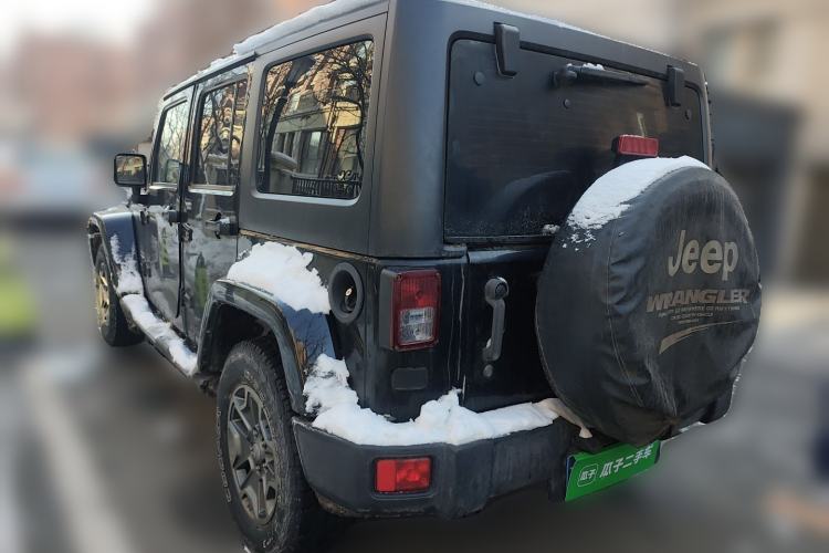 Used Jeep Wrangler 2015 3.0L Sahara Four-Door Edition