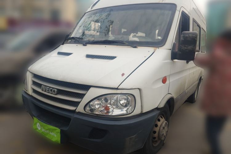 Used Iveco Power Daily 2017 2.5T Classic A32 Mid-Roof 6-7 Seater Bus 47Z5