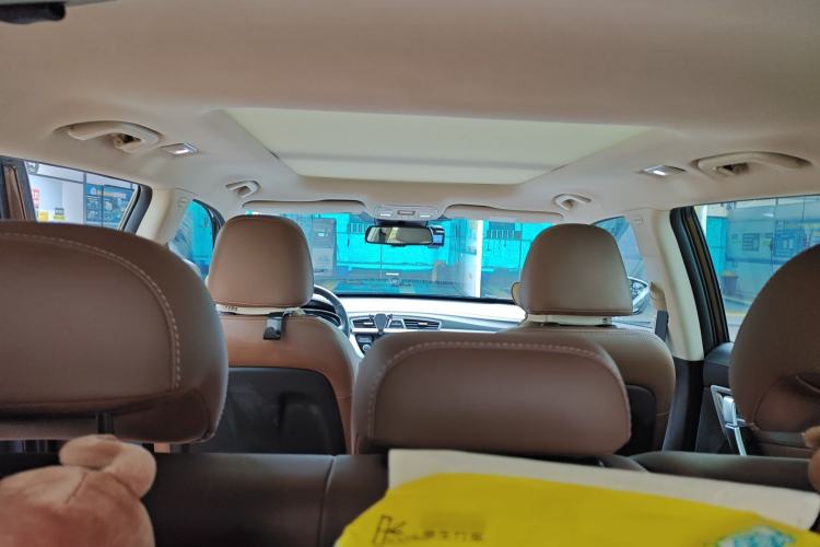 Used Geely Auto Emgrand X7 Sport 2016 1.8TD Automatic All-Wheel-Drive ZhiZun Edition Headliner