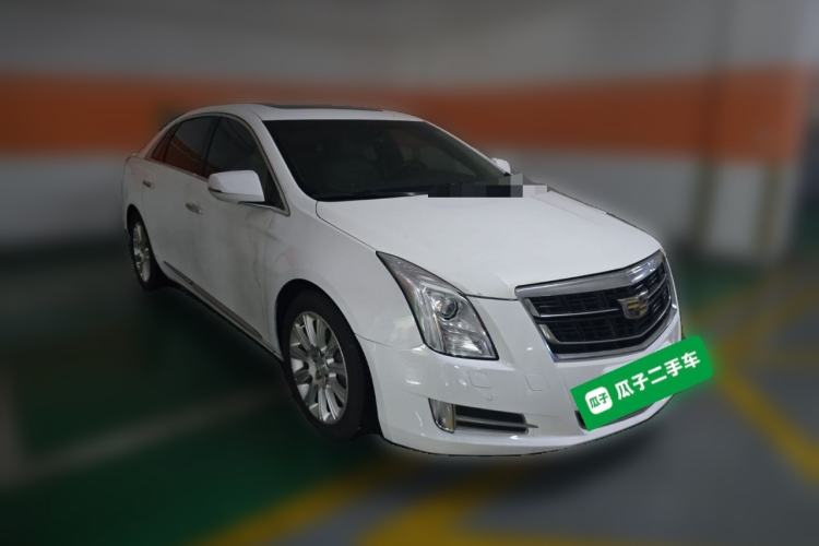 Used Cadillac XTS 2016 28T Elite Edition Front Right 45 Deg