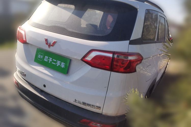 Used Wuling Hongguang S3 2018 1.5L Manual Standard Version China V Standard Rear Right 45 Deg