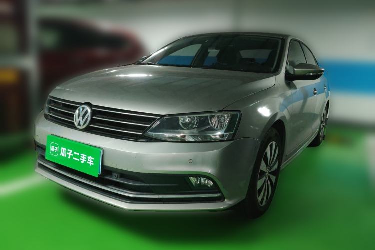 Used Volkswagen Sagitar 2015 230TSI Automatic Luxury Model