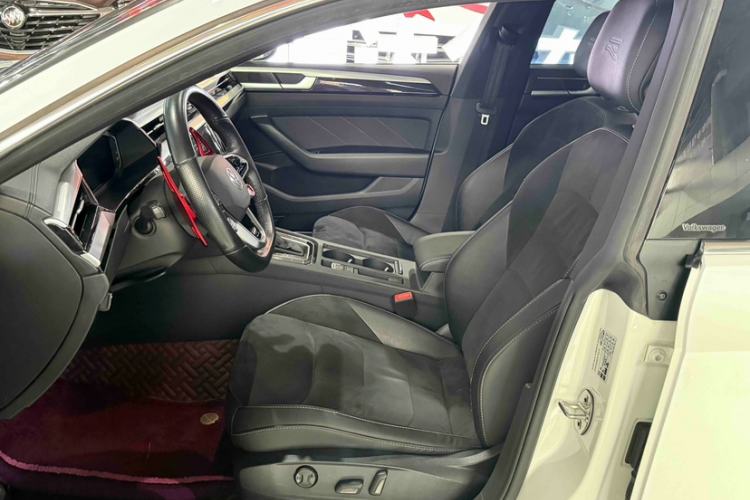 Used Volkswagen FAW-Volkswagen CC 2021 330TSI Ignite Edition Left Front Seat