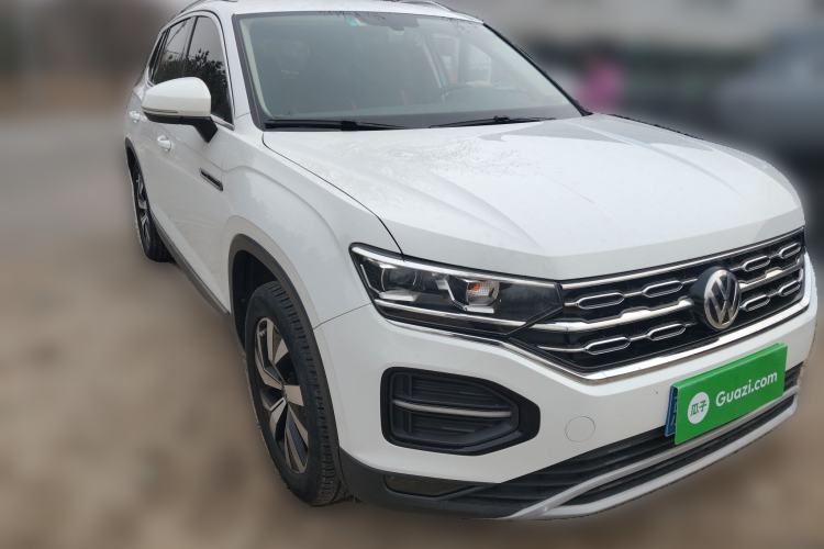 Used Volkswagen Tayron 2020 330TSI Two-Wheel Drive Luxury Smart Connectivity Version Front Right 45 Deg