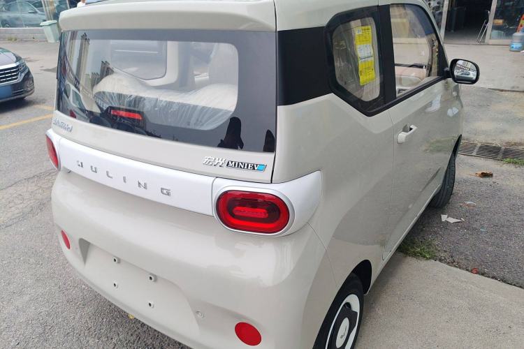 Used Wuling Hongguang MINIEV 2024 3rd Generation 215km Youth Edition