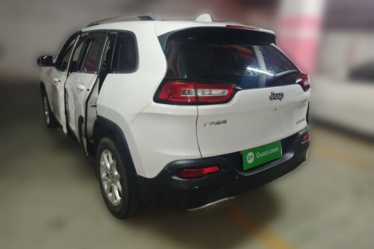 Used Jeep Cherokee 2017 2.0L Superior Edition