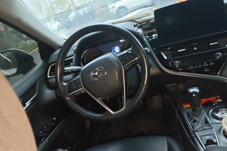 Used Toyota Camry 2021 2.0G Luxury Edition Steering Wheel