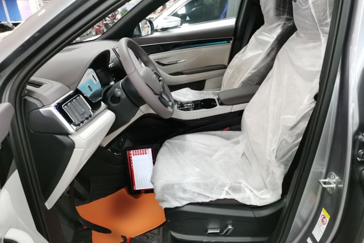 Used BYD Song PLUS New Energy 2025 DM-i 112KM Prestige Model