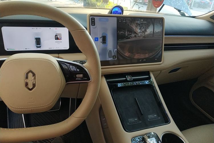 Used Hima AITO M5 2024 Extended-Range Max Rear-Wheel Drive Advanced Intelligent Driving Version
