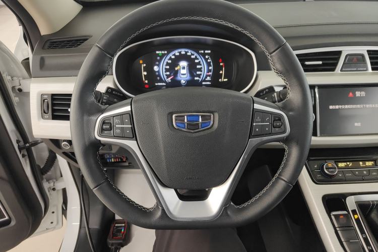 Used Geely Auto Emgrand X7 Sport 2018 1.8TD Automatic Two-Wheel Drive Smart Connect 4G Internet Edition
