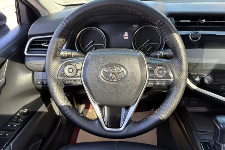 Used Toyota Camry 2019 2.0G Luxury Edition China VI Standard
