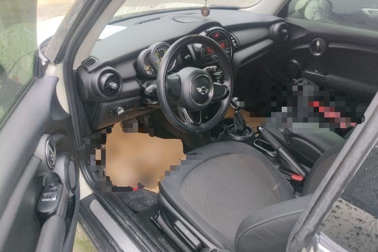 Used MINI 2014 1.2T ONE Driver Seat