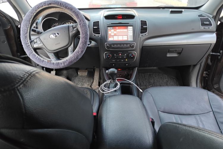 Used Kia Sorento 2013 2.4L 5-Seater Gasoline Luxury Version China IV Standard
