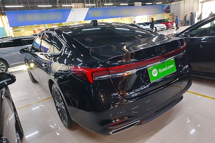 Used Buick LaCrosse 2025 28T Platinum Edition