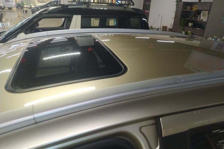 Used Geely Auto Vision X3 2019 Upgraded Model 1.5L CVT Prestige Version Roof