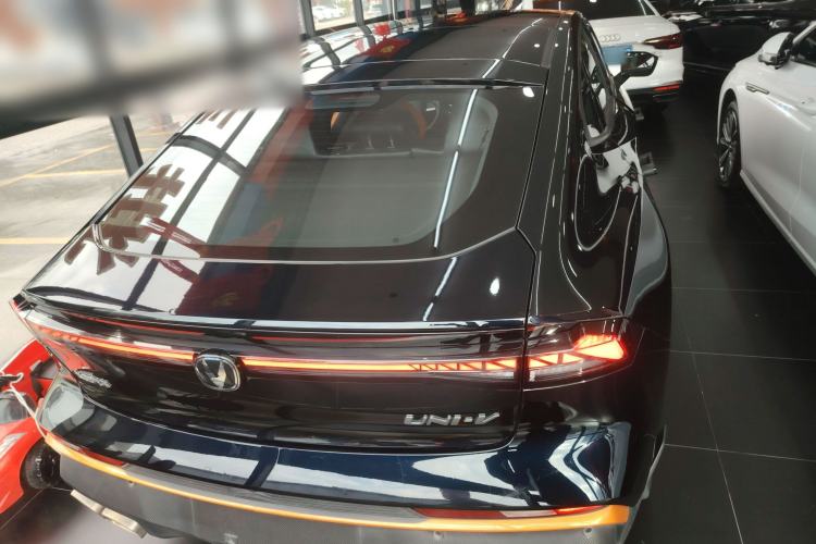 Used Changan UNI-V 2024 1.5T Prestige Sport Edition
