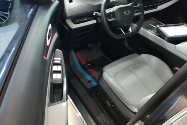 Used CHANGAN NEVO Q05 2025 Truly Delicious Version 125 Leading-Edge Edition Driver Seat