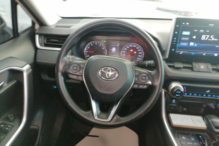 Used Toyota Wildlander 2020 2.0L CVT 4x4 Luxury Edition