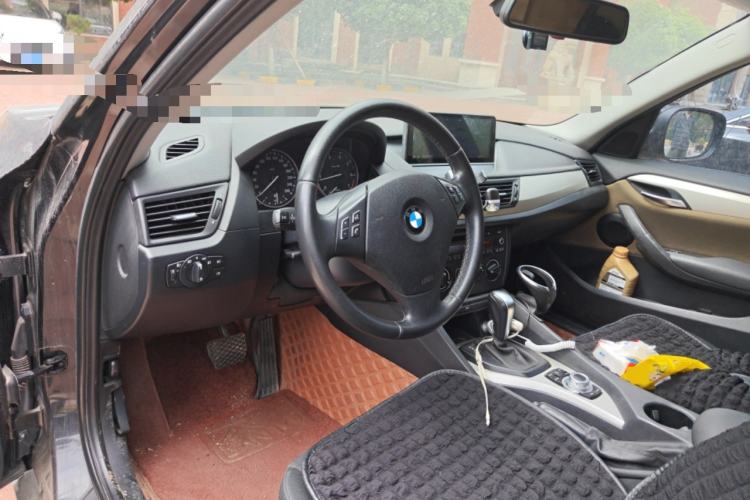 Used BMW X1 2012 sDrive18i Fashion Model Center Console