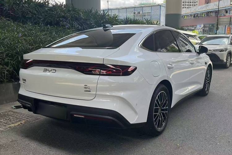 Used BYD Qin L 2025 DM-i Smart Drive 120KM Excellence Model