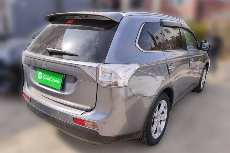 Used Mitsubishi Outlander 2014 2.4L 4x4 Deluxe Value Edition 5 Seats