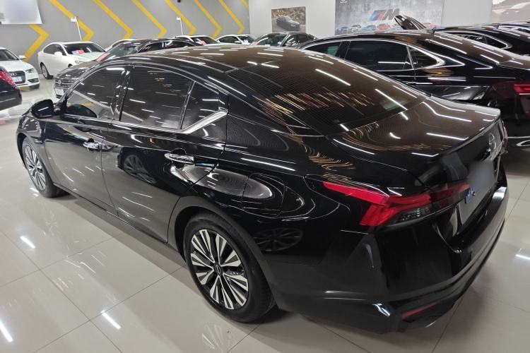 Used Nissan Teana 2022 2.0L XL-TLS Enjoyment Edition Exterior 5