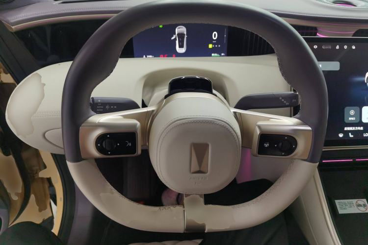 Used Avatr 11 2024 700 Three-Laser Four-Wheel Drive Recommended Version