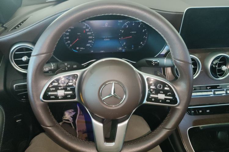 Used Mercedes-Benz GLC 2019 Refreshed GLC 300 L 4MATIC Dynamic Edition
