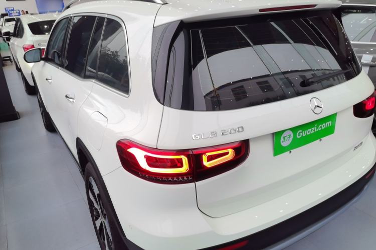 Used Mercedes-Benz GLB 2022 Updated GLB 200 Fashion Edition