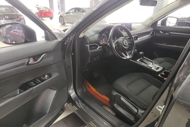 Used Mazda CX-5 2017 2.0L Automatic 2WD ZhiShang Trim China V Standard