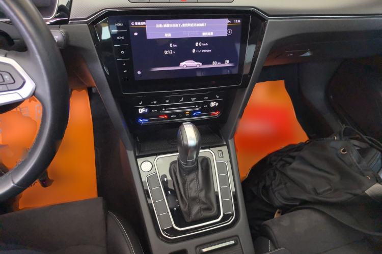 Used Volkswagen Magotan 2020 330TSI DSG Luxury Edition Center Console