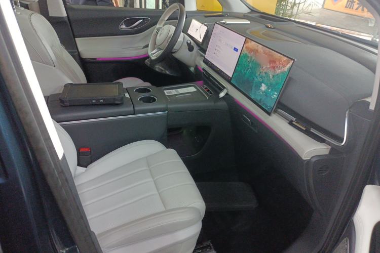 Used VOYAH Dream 2025 PHEV Four-Wheel-Drive Flagship Kunpeng Edition