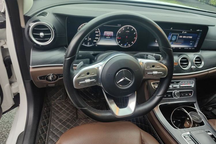 Used Mercedes-Benz E-Class 2019 E 300 L Sporty and Stylish Model
