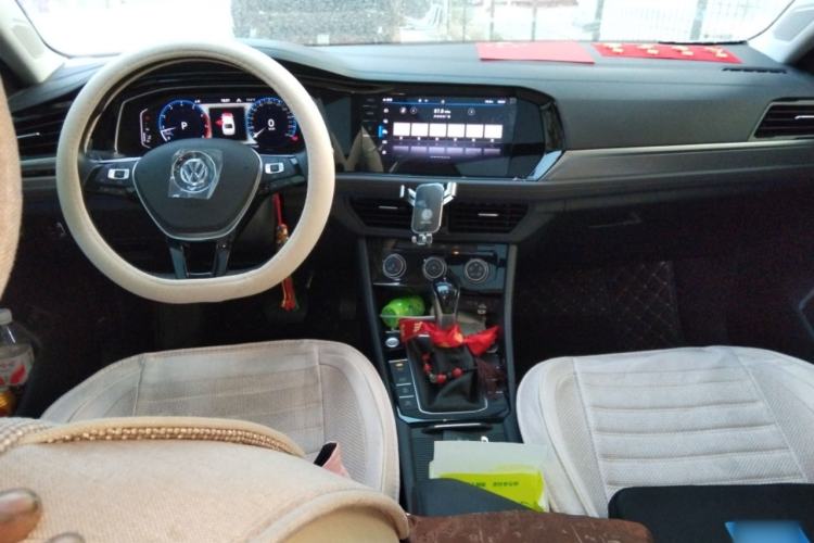 Used Volkswagen Sagitar 2022 280TSI DSG Excellence Edition Center Console