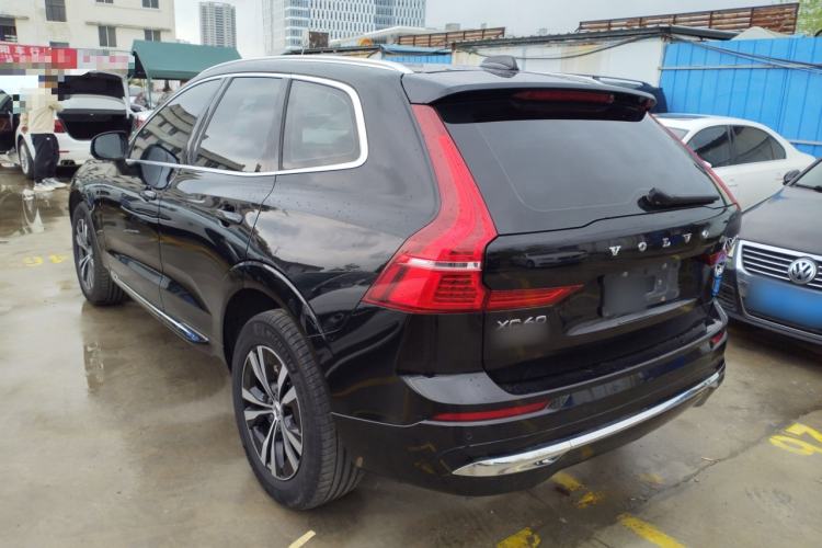 Used Volvo XC60 2023 B5 4x4 Smart Luxury Edition Rear Left 45 Deg