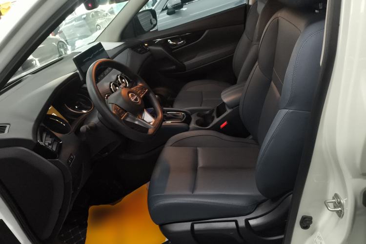 Used Nissan Qashqai 2025 Honor 2.0L CVT XV Genuine Edition