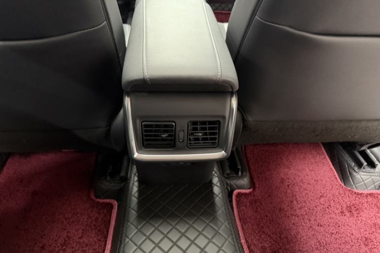 Used Toyota Venza 2023 2.0L CVT Two-Wheel Drive Luxury Edition
