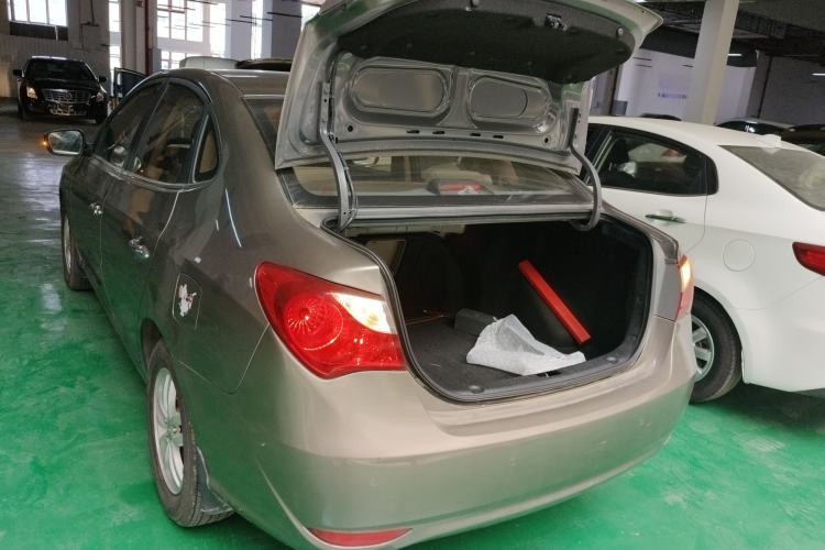 Used Hyundai Celesta 2011 1.6L Automatic Luxury Version