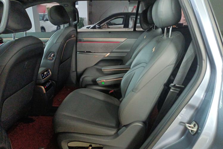 Used Dongfeng eπ eπ008 2024 210Max Range-Extended Version 6 Seats
