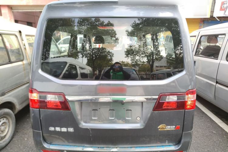 Used Jinbei Gold Hiace M Classic 2022 1.5L Travel Lion Passenger Vehicle 5 Seats